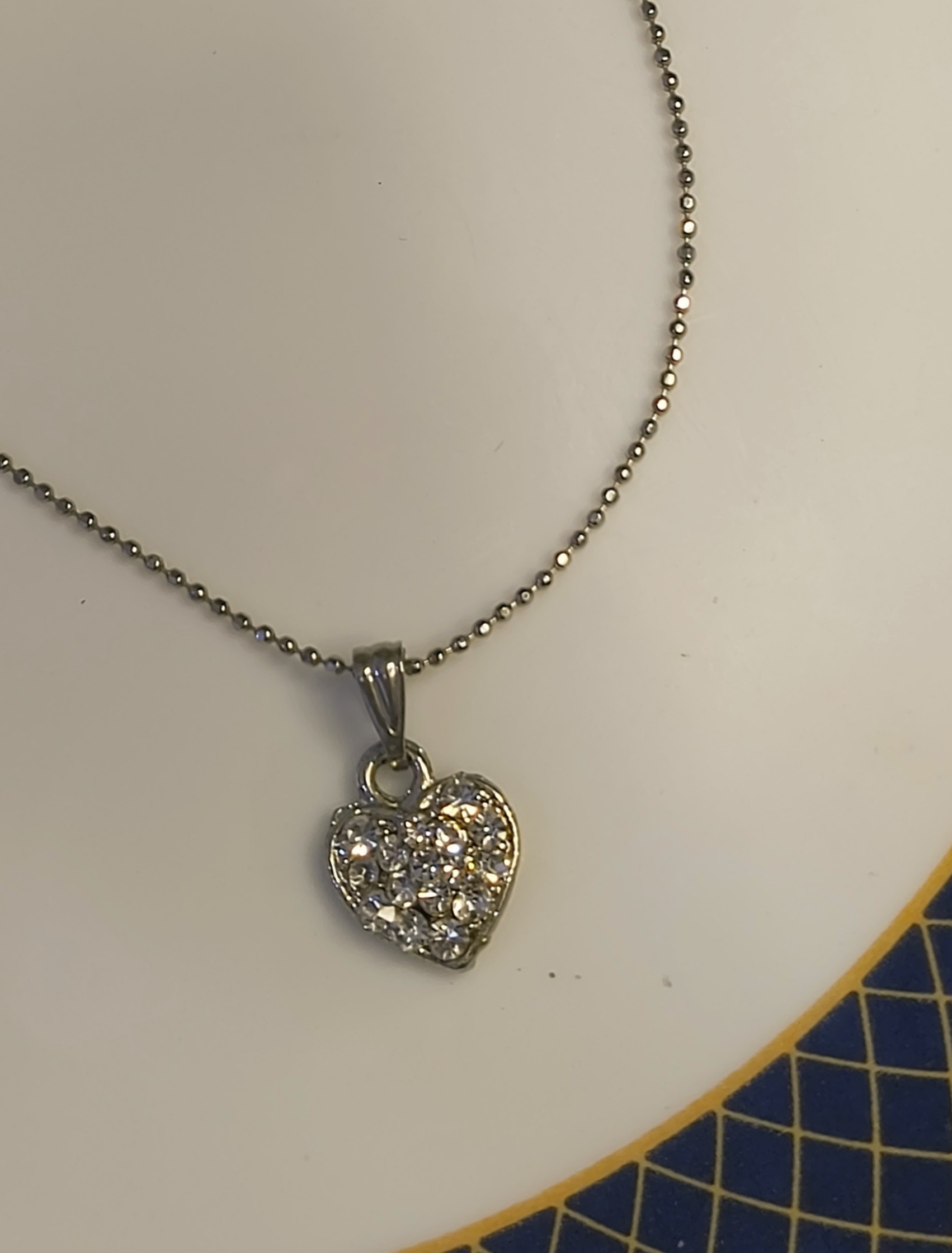 IMG_20250425_163326460 (2) Dazzle heart Charm Pendant