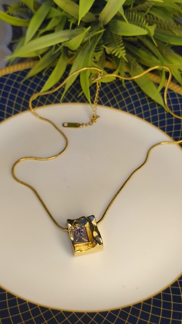 IMG_20250425_164130354 Laare "Molten Glow" Crystal Pendant Necklace