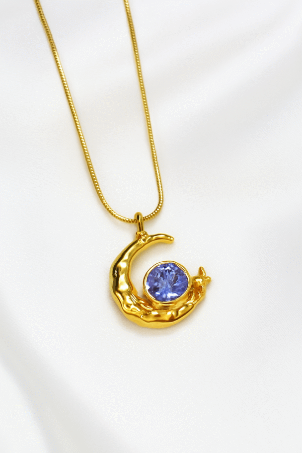 file_00000000959061f68d7e33a9b4d8d107 Moon & Star Crystal Pendant Necklace