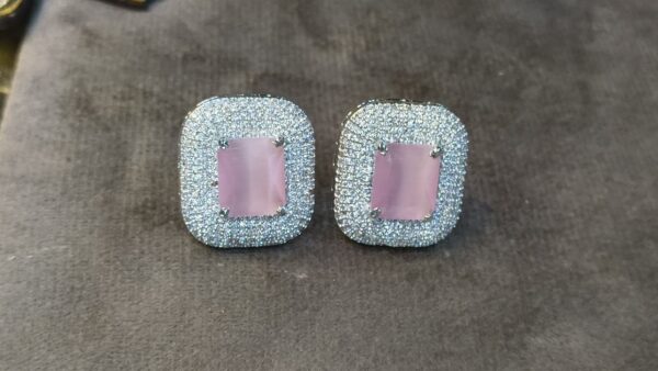 photo_6057823437549847971_y Elegant pastel pink square-stud earrings