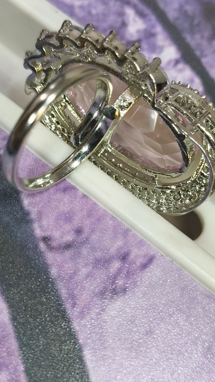 photo_6062327037177218136_y Blush Rose Oval Ring